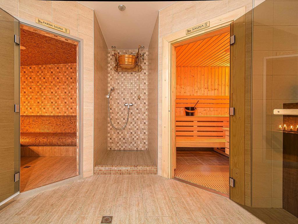 Hotel Diery Terchová エクステリア 写真