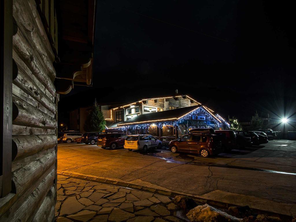 Hotel Diery Terchová エクステリア 写真