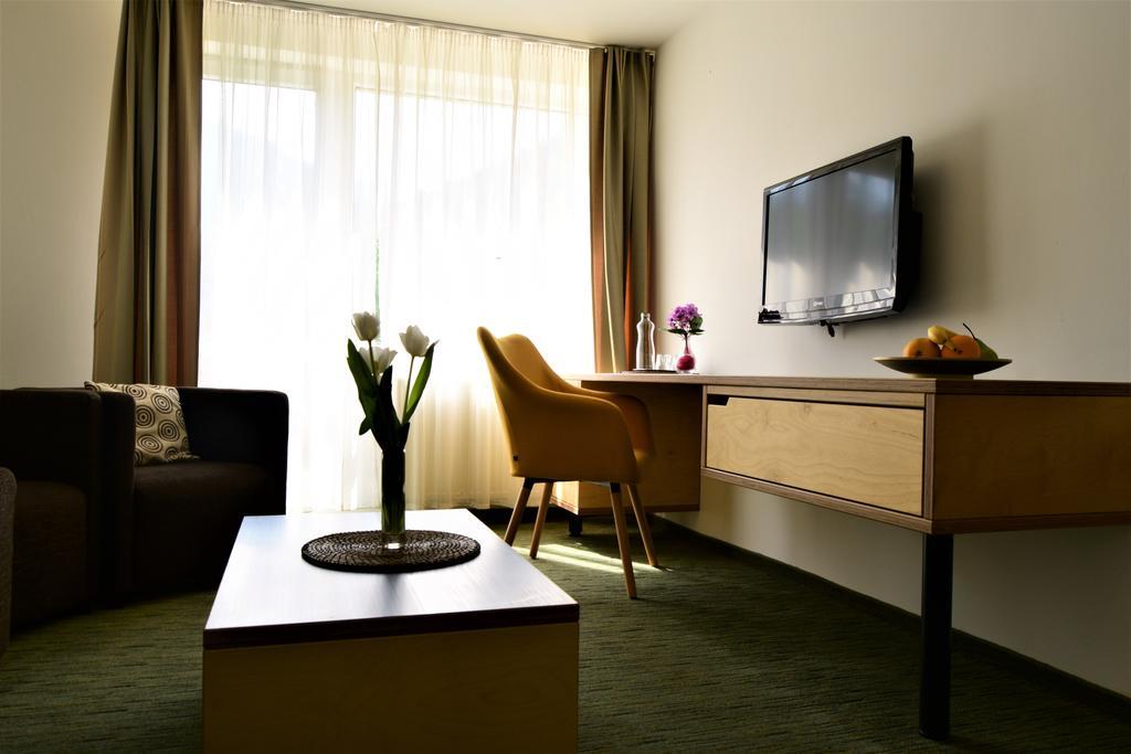 Hotel Diery Terchová エクステリア 写真